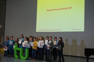 Siegerehrung Mathewettbewerb 2018-12.JPG