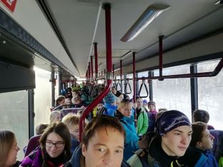 Skifreizeit 2018-11 Eine Busfahrt, die ist....JPG